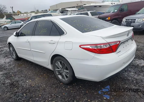 2016 Toyota Camry Se z USA, uszkodzony, nr VIN 4T1BF1FK1GU201250